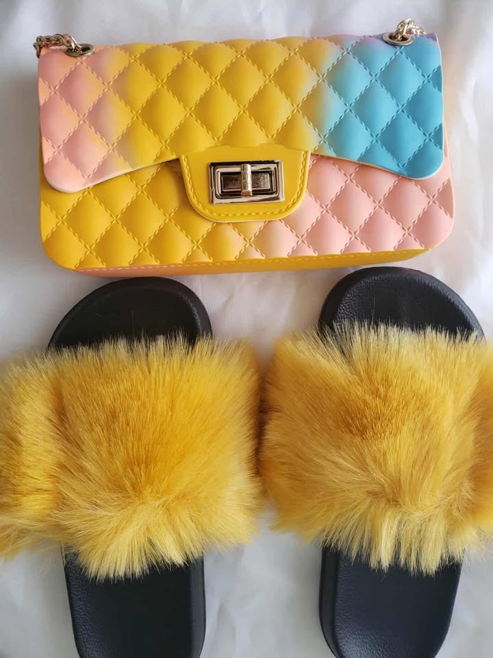 Fur slippers - Image 8
