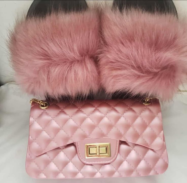 Fur slippers - Image 4